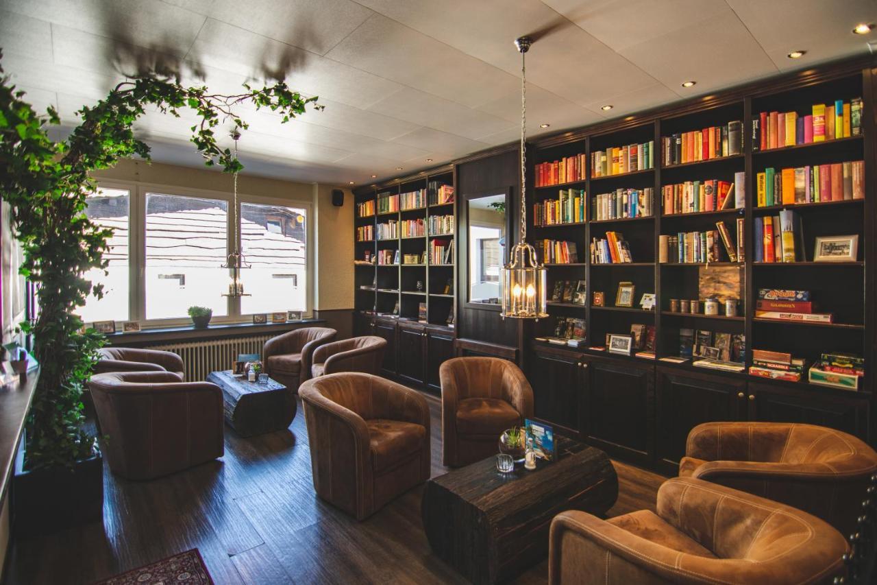 De Lange Man Eifel Hotel 4*